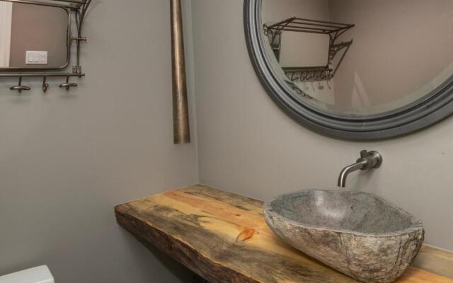 Modern Beaver Creek Private House