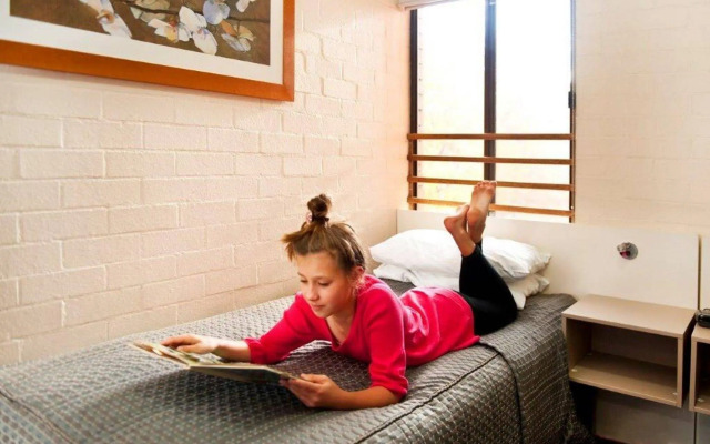 Oxley Court Serviced Apartments