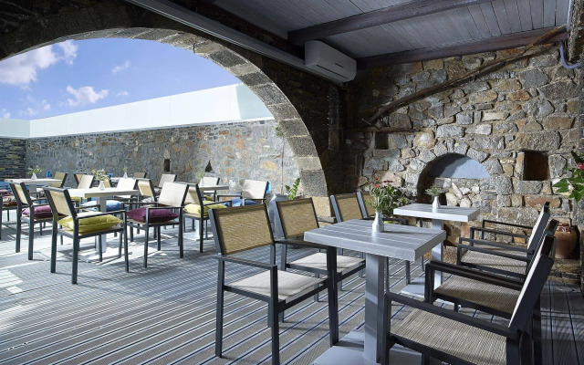 Mistral Bay Hotel