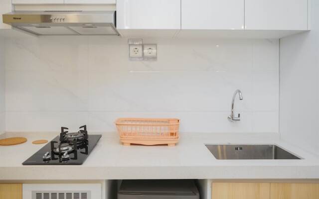 Cozy Studio Room At Sky House Bsd Apartment