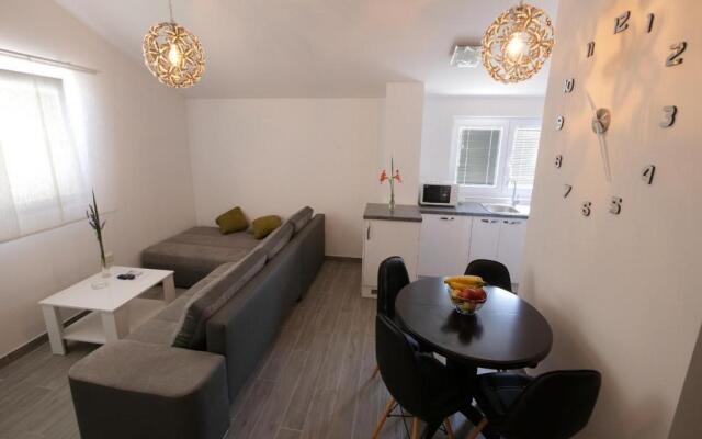 Apartments Maza