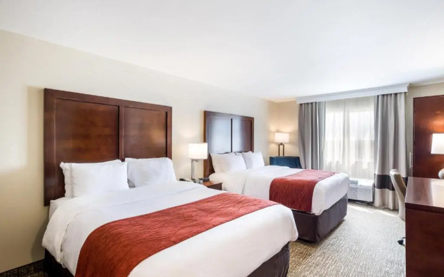 Super 8 Bonner Springs