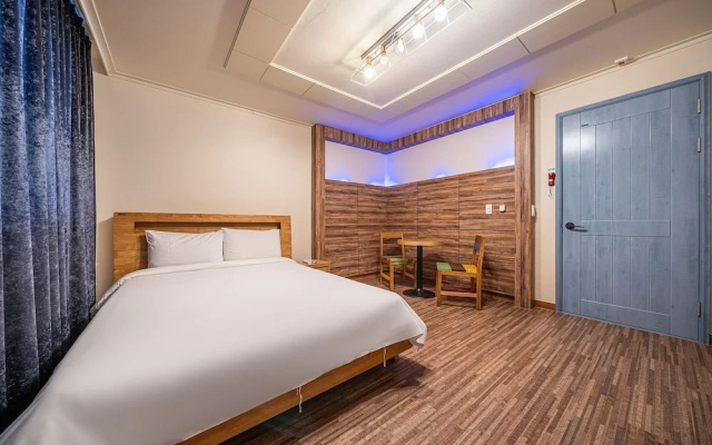 Gangneung Crystal Motel