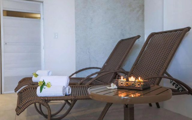 Golden Tulip Goiania Address