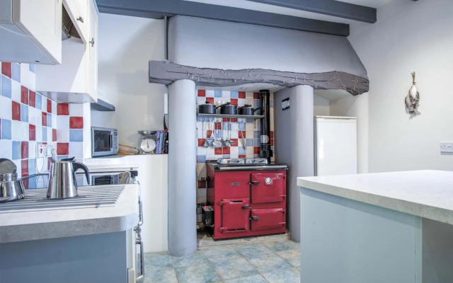 Tregoyr - 3 Bedroom Holiday Home - St Florence