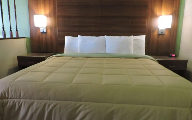 Days Inn Conover-Hickory