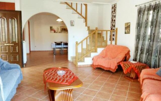 Nikolaos House