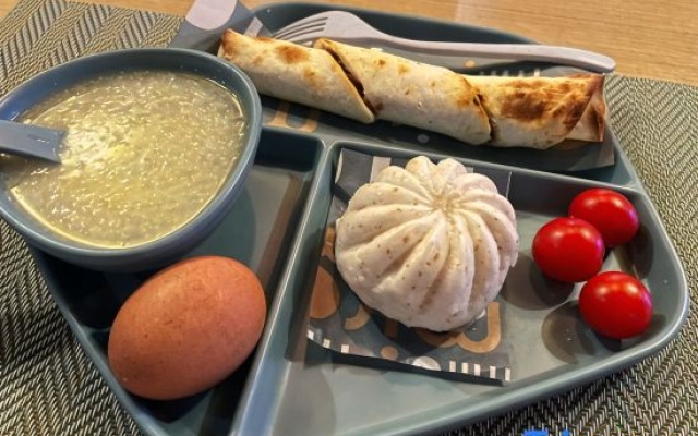 Me Young Me House Hotel (Changsha Wuyi Square Helong Stadium Branch) – Meal – Changsha