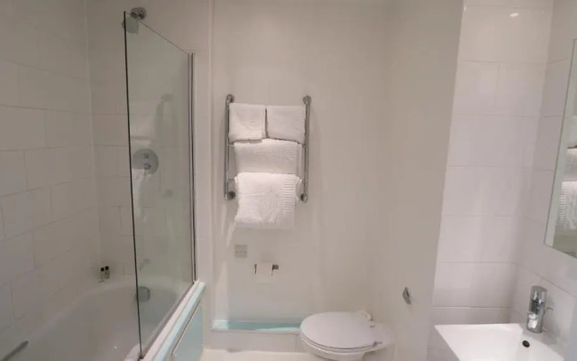 Citrus Hotel Cheltenham by Compass Hospitality