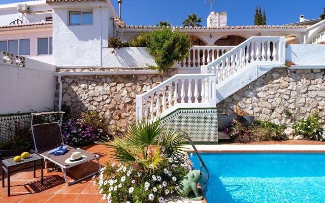 Wonderful Villa With Private Pool In Fuengirola Ref 110