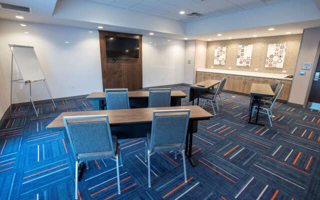 Hampton Inn by Hilton Richwood Cincinnati South