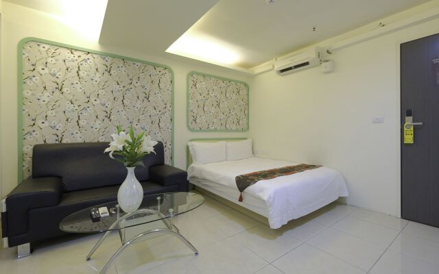 LJ hotel