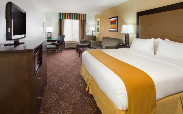 Holiday Inn Express & Suites Martinsville, an IHG Hotel