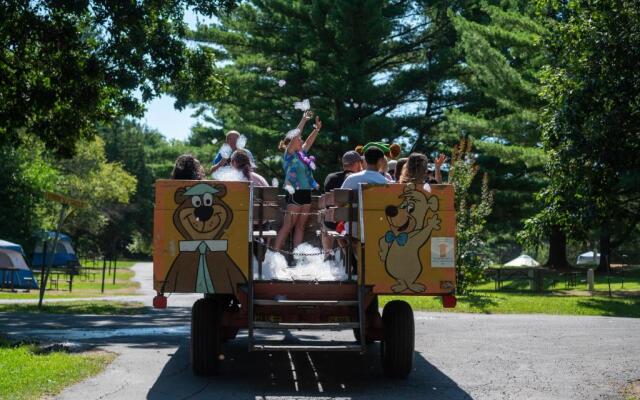 Yogi Bear's Jellystone Park Camp-Resort Wisconsin Dells