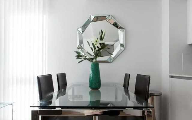 Avant Garde Apartment