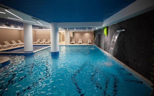 Doanesia Premium Hotel And Spa Tirana