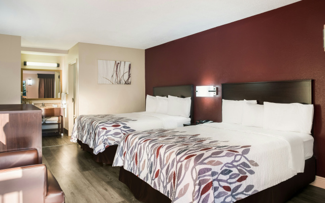 Red Roof Inn Tupelo