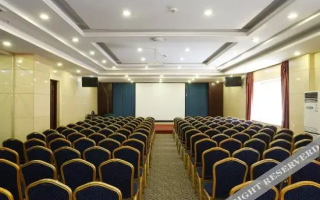 Swan Lake Hotel