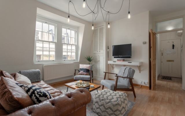 Soho 2 Bedroom Flat By Oxford Circus