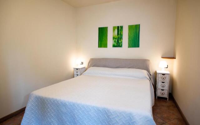 Italian Vacation Homes - Fonteno Panoramic Apartment