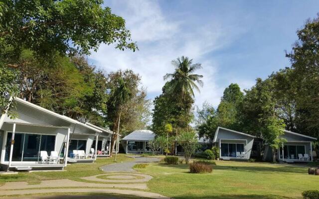 Baan Koh Mak
