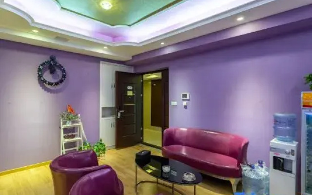 Enjoy Love 520 Movie E-sports Hotel (Jinan Olympic Sports Center)