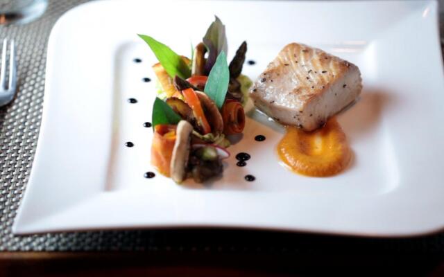 Luxe 4 Bdrm Villa w Epic Oceanview Infinity Pool