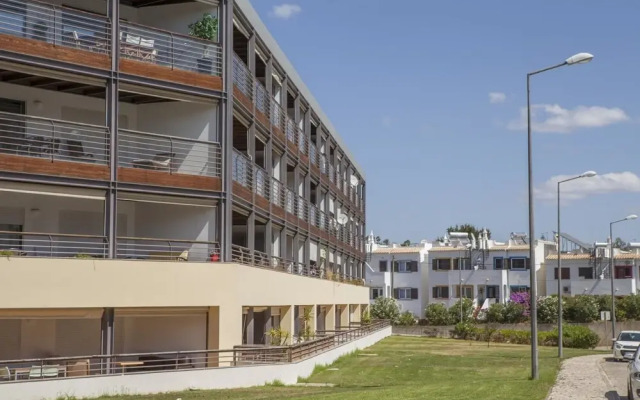 Marina Park Apartments by Seewest