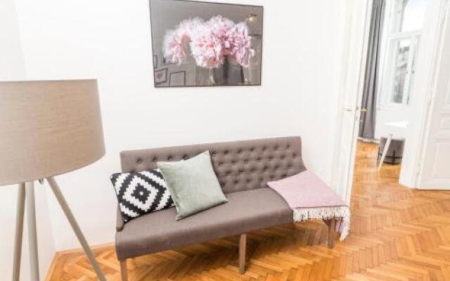 Rainer Maria Rilke Suite by welcome2vienna