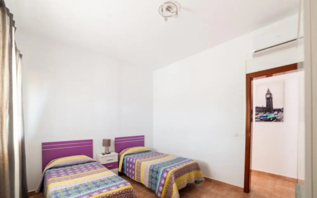 Lovely & Spacious Holiday Home With Private Swimming Pool
