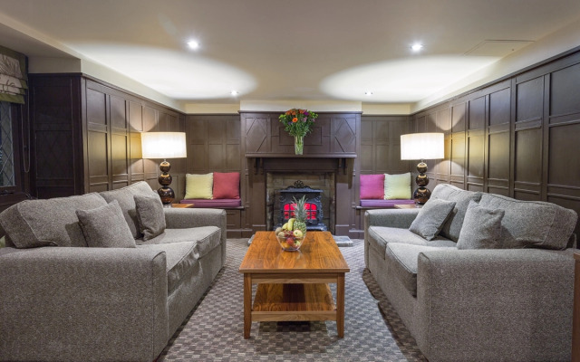 Woodford Bridge Country Club