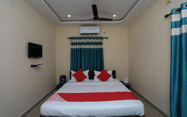 OYO 17376 Hummingbird Inn