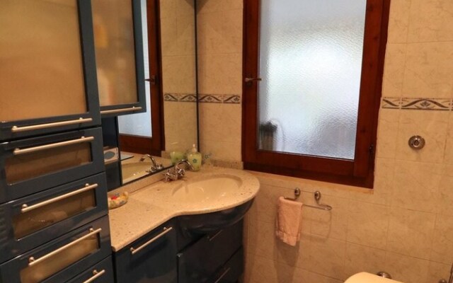 Apartment With one Bedroom in Capoterra, With Wonderful Mountain View,