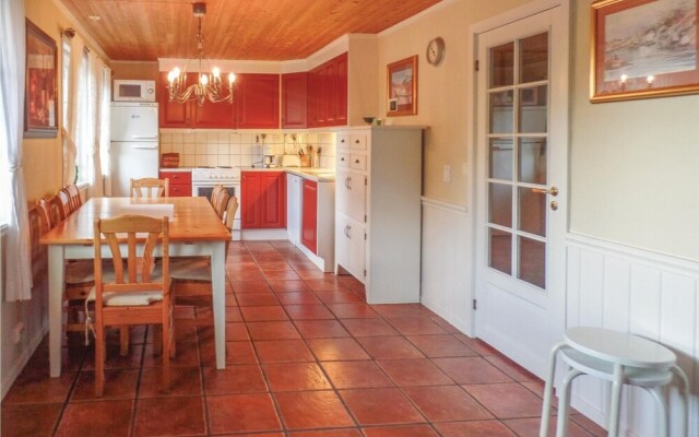 Awesome Home in Lindesnes With 5 Bedrooms, Sauna and Indoor Swimming Pool