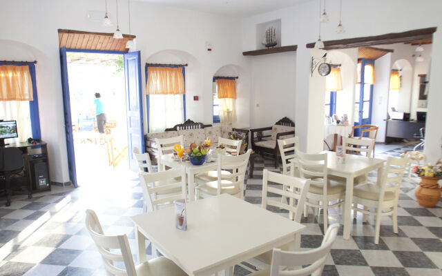 Naxian Queen Luxury Villas & Suites