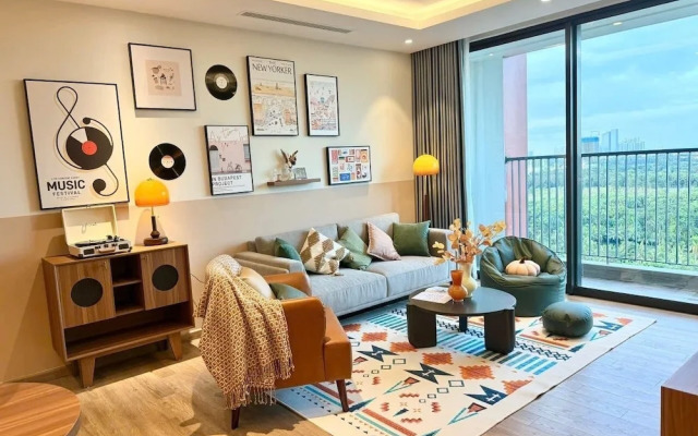Sakura Homestay - Landmark Ecopark