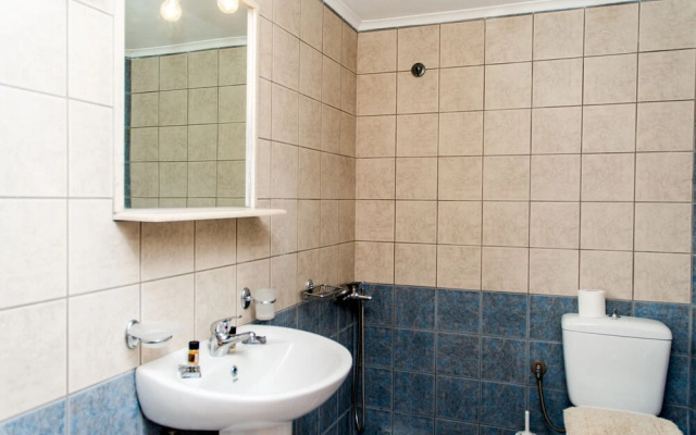 Kiveli - Comfy stone villa with seaview