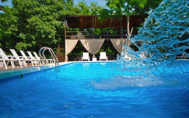 Polyana Cottages