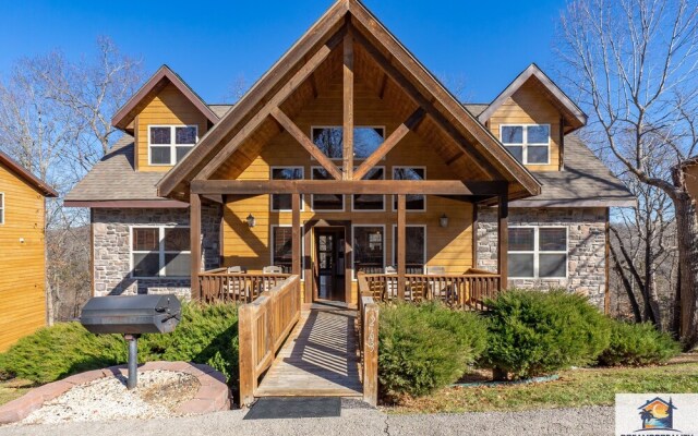 Forest Heights Lodge 6 Bedroom Condo