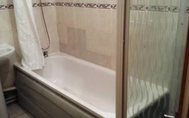 Whitechapel Rooms