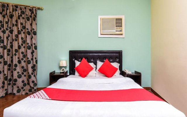 Sweet Palace Hotel by OYO Rooms
