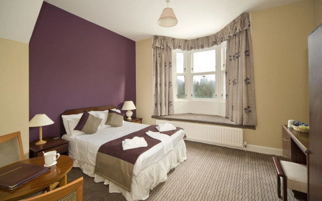 The Tarbet Hotel