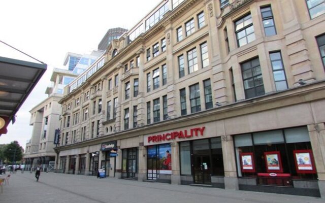 Travelodge Cardiff Central Queen Street