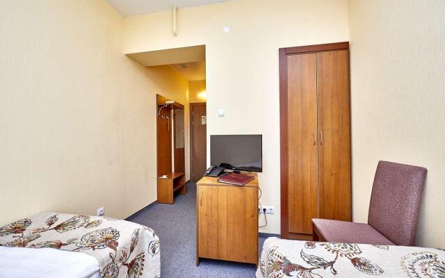 Rossiya Hotel