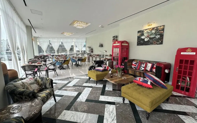 Lotus Hotel