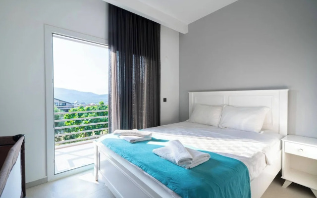 Ölüdeniz Plajına Yakın 3 Yatak Odalı Villa