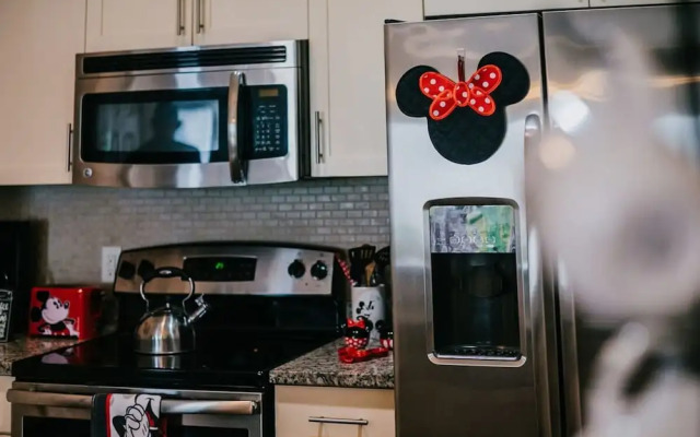 Family House With Amazing Themed Rooms