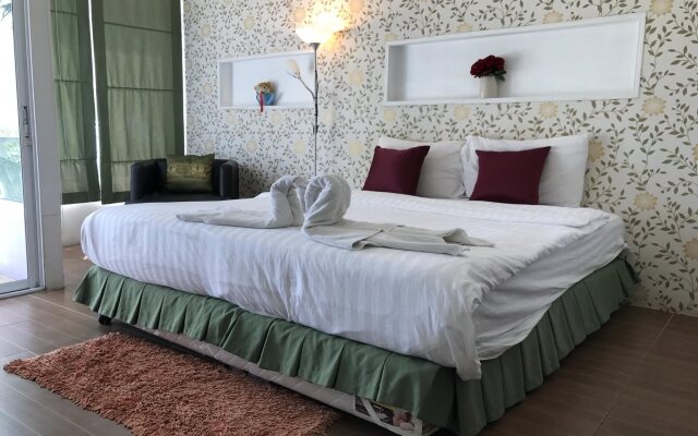 Baan Rimlay