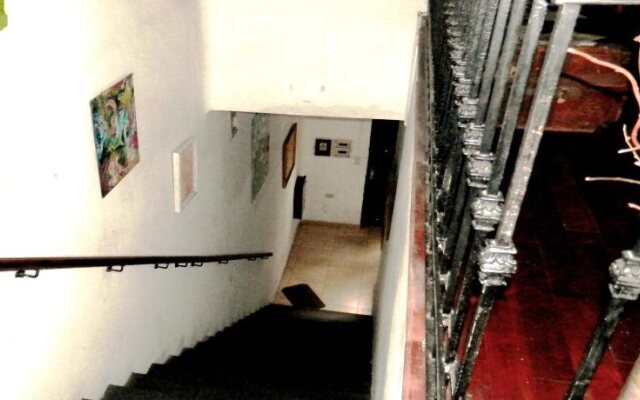 Llanura Hostel