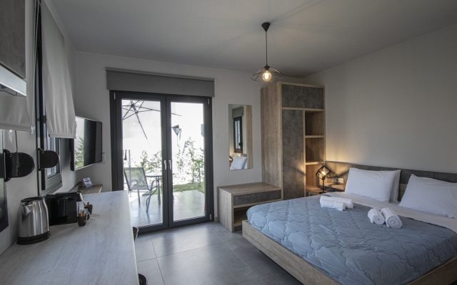 TheaSea Luxury Suites- Bungalow Suite 1